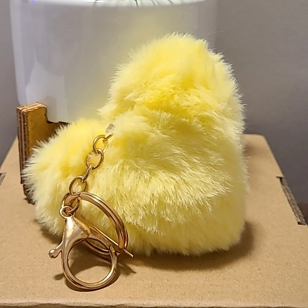Yellow Faux Fur Heart‎ Keychain Purse Charm Bag Charm Fluffy Cute Accessory